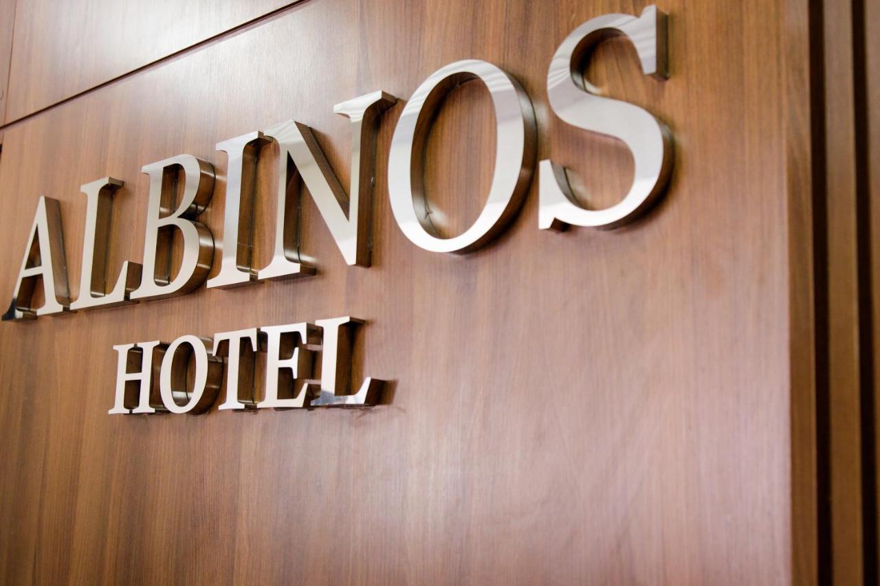 Hotel Albinos